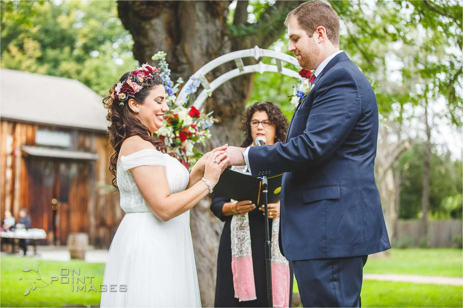 webb-barn-wedding-photography-silas-robbins-house-13.jpg