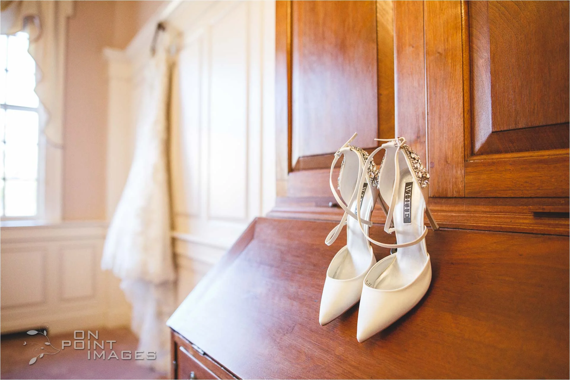 pond-house-cafe-wedding-photographer-hartford-07.jpg