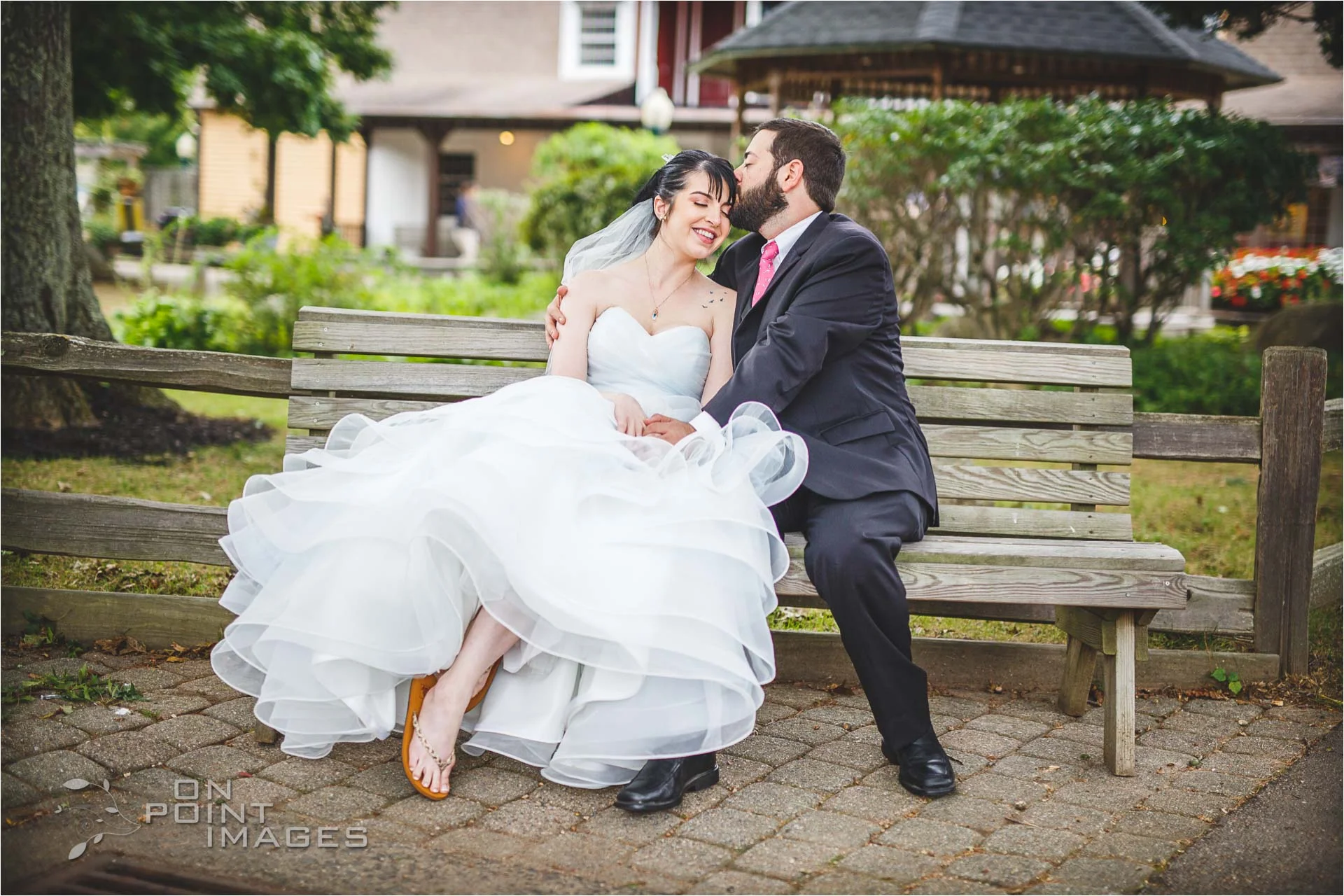 mystic-aquarium-wedding-photographs-01.jpg