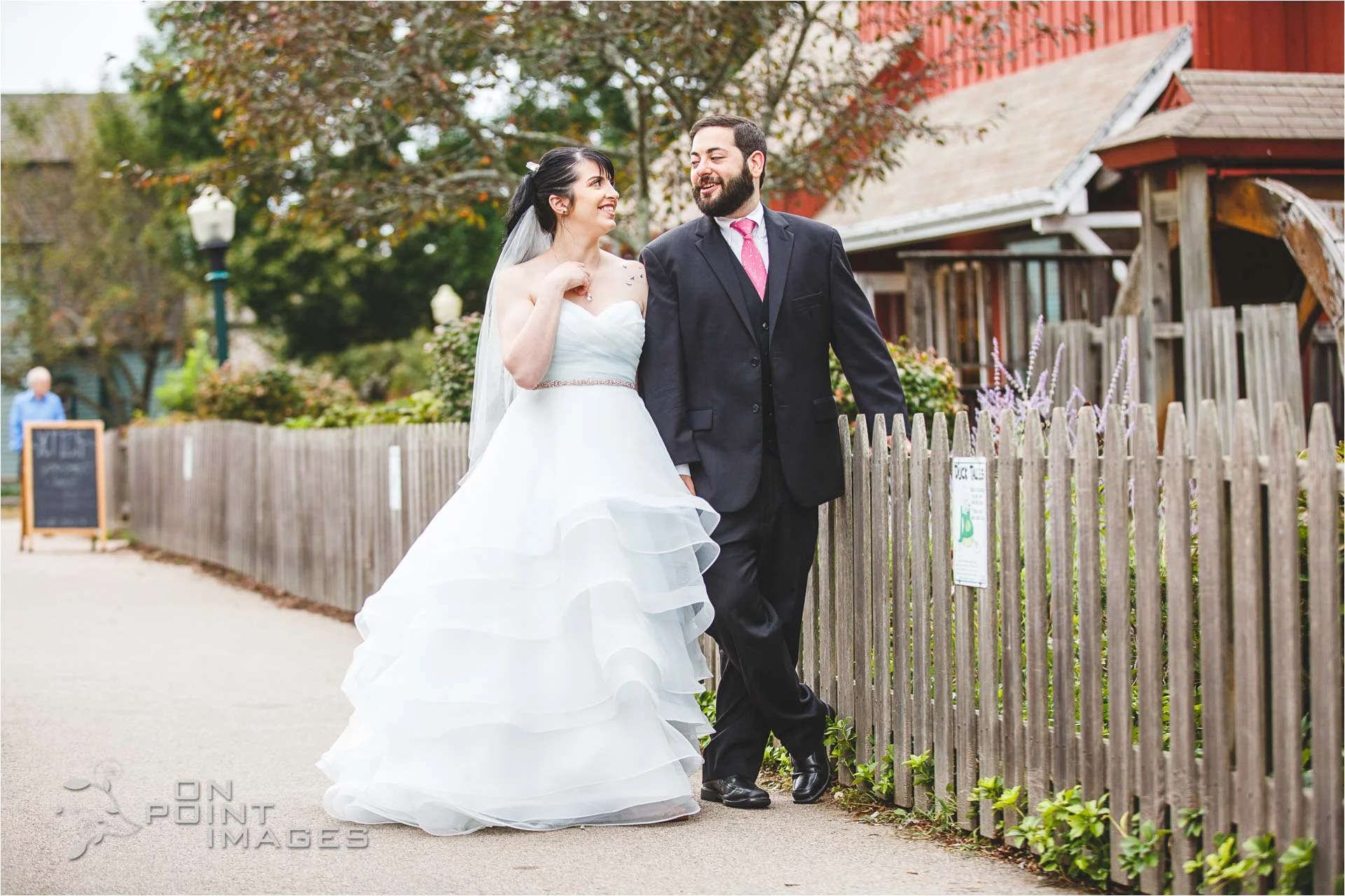 mystic-aquarium-wedding-photographs-09.jpg