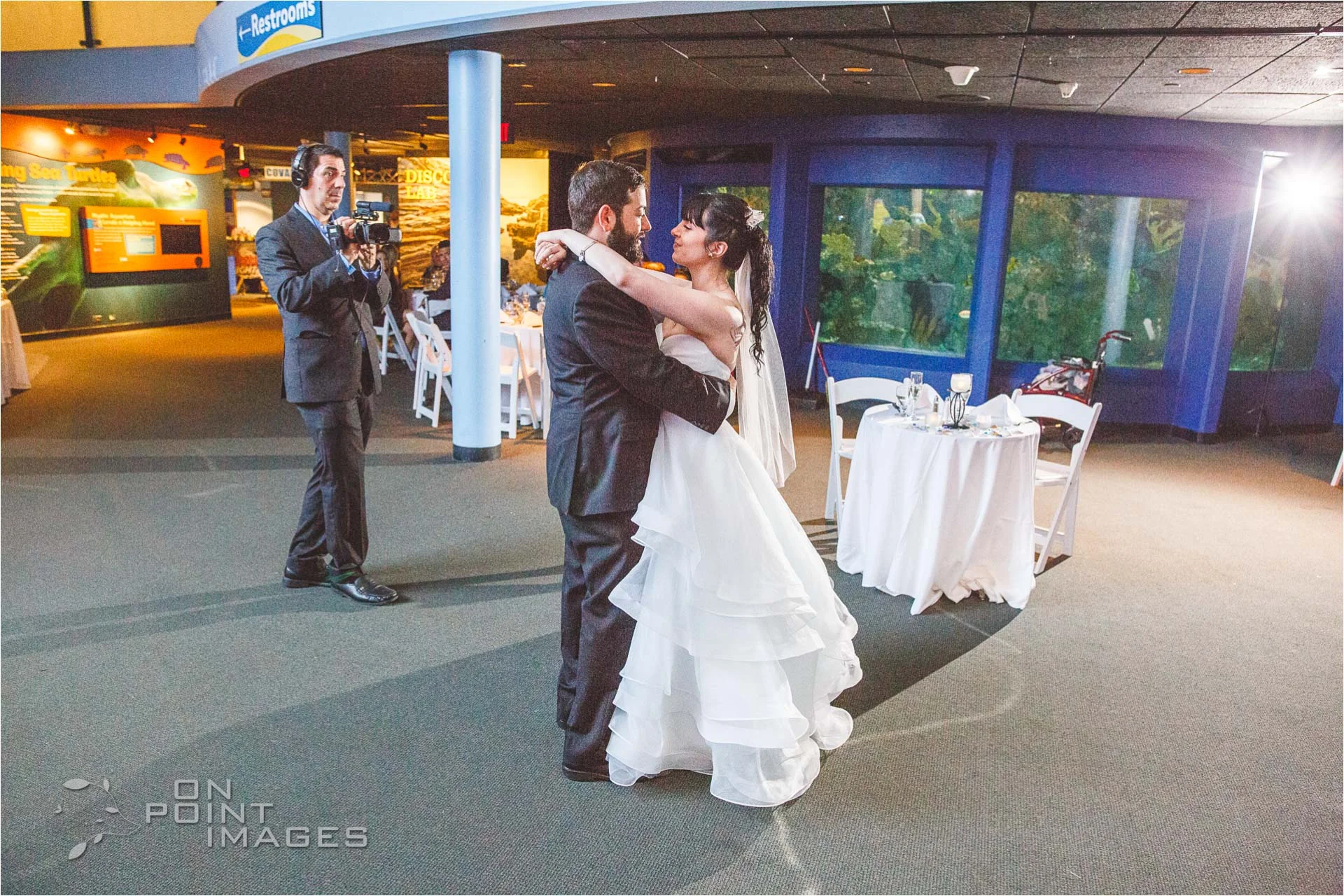 mystic-aquarium-wedding-photographs-31.jpg