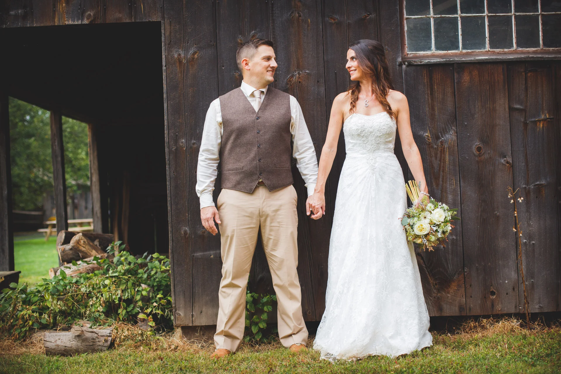 Wedding Photos at Webb Barn Wethersfield -24.jpg