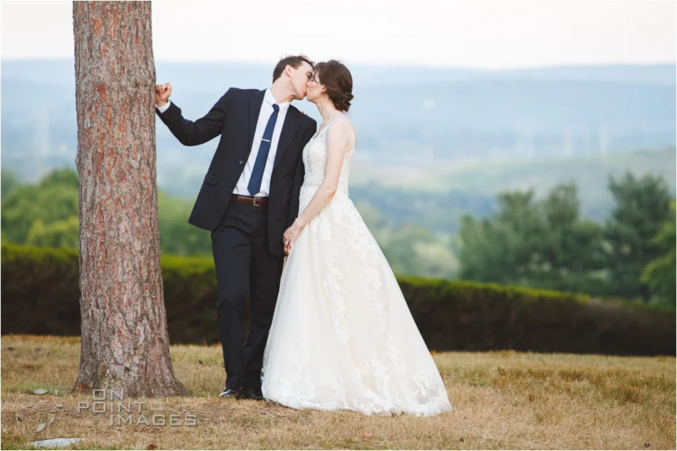 connecticut-wickham-park-wedding-photographer-41.jpg
