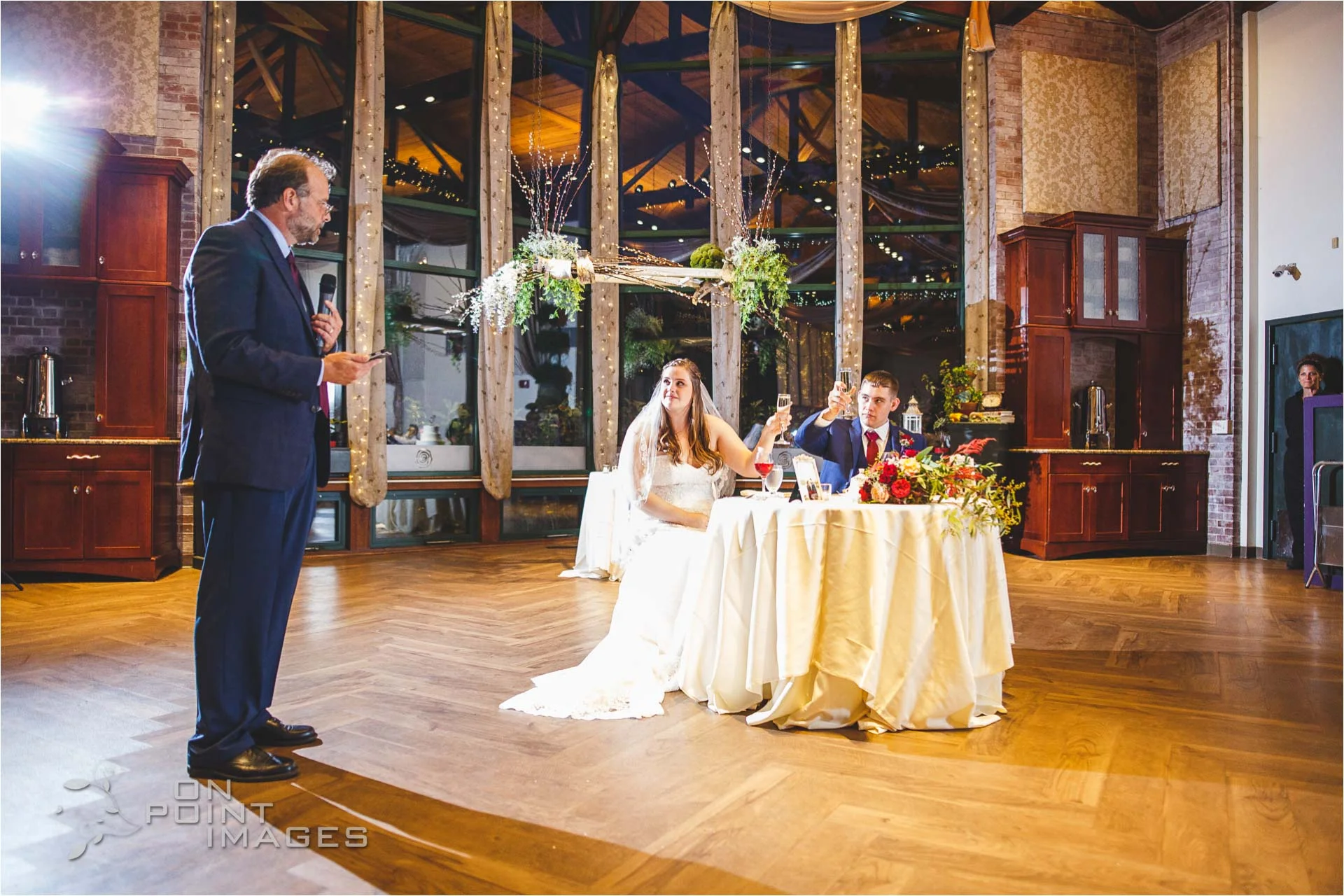 hartford-pond-house-cafe-wedding-34.jpg