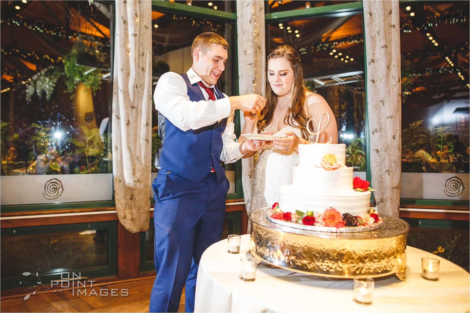 hartford-pond-house-cafe-wedding-39.jpg