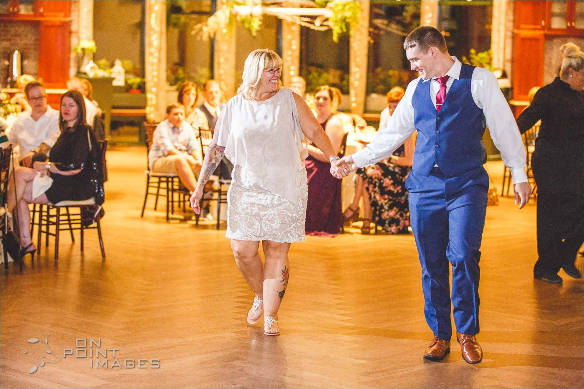 hartford-pond-house-cafe-wedding-42.jpg