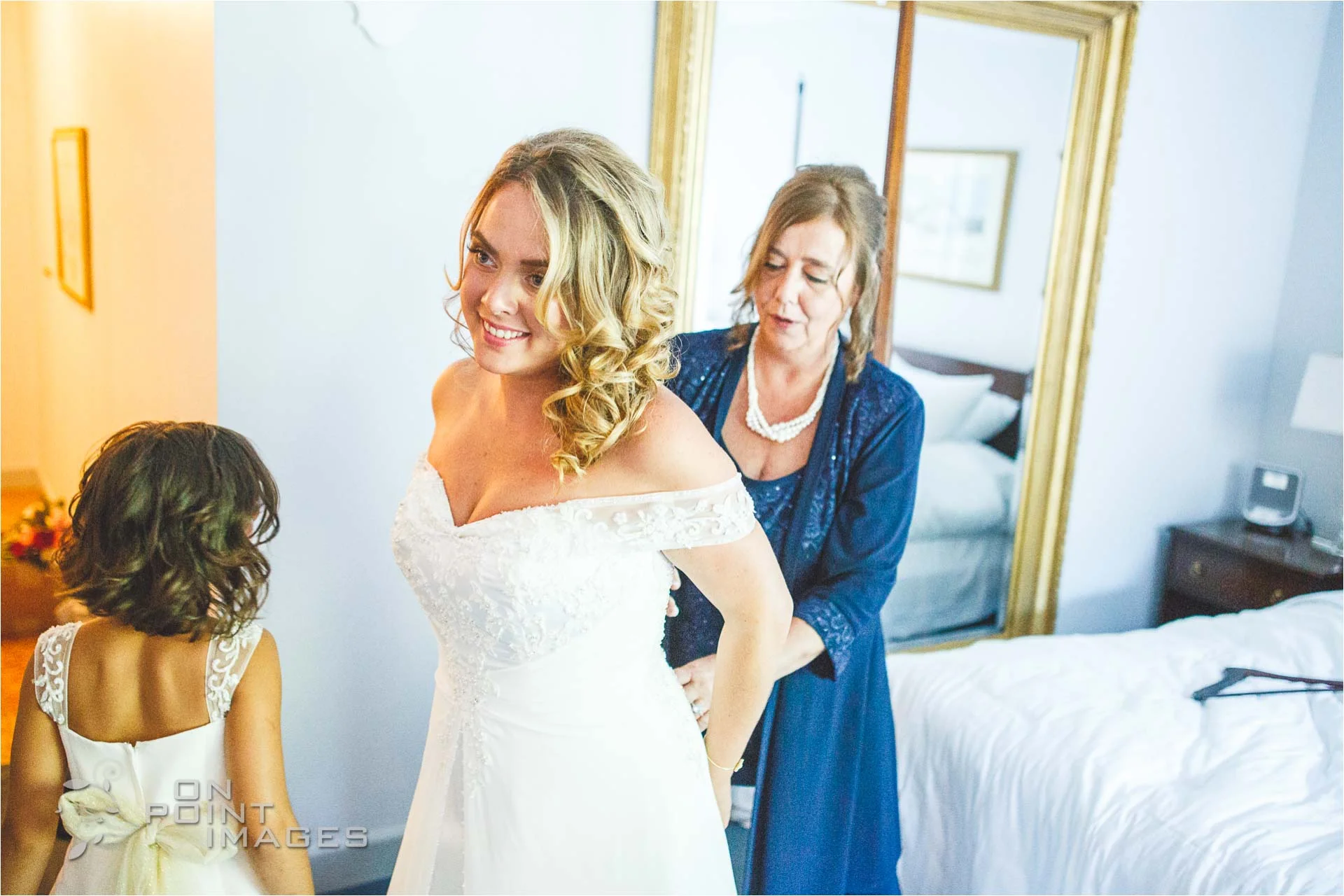 wedding-at-avon-old-farms-hotel-12.jpg
