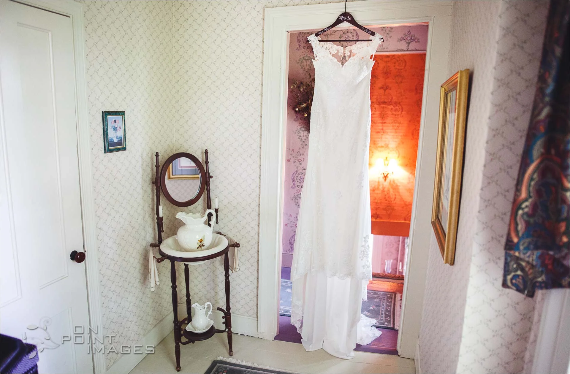 Webb-Barn-Wedding-Photographer-06.jpg