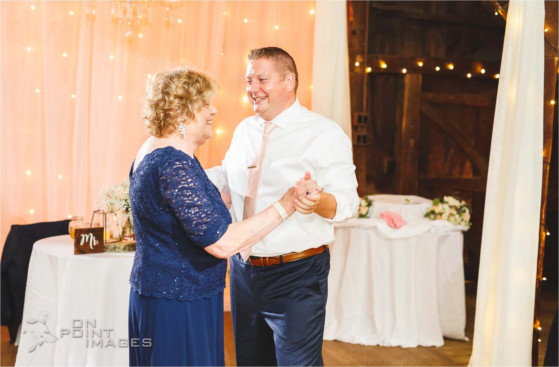 Webb-Barn-Wedding-Photographer-39.jpg
