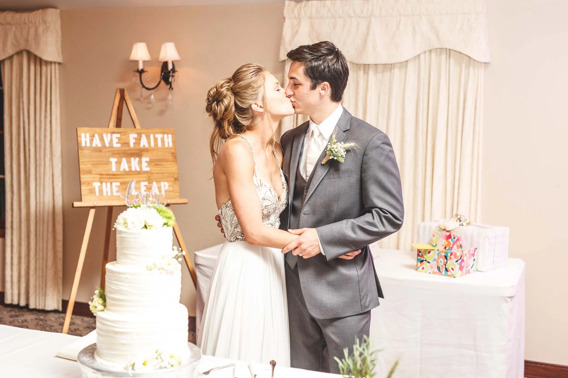Farmington-Gardens-Wedding-Photos+(60+of+66).jpg
