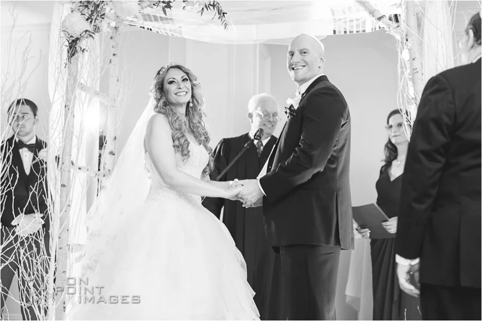 aria-winter-wedding-photographs-16.jpg
