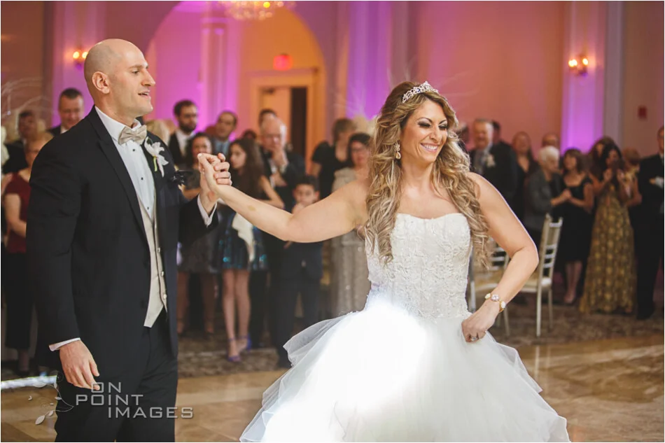 aria-winter-wedding-photographs-30.jpg