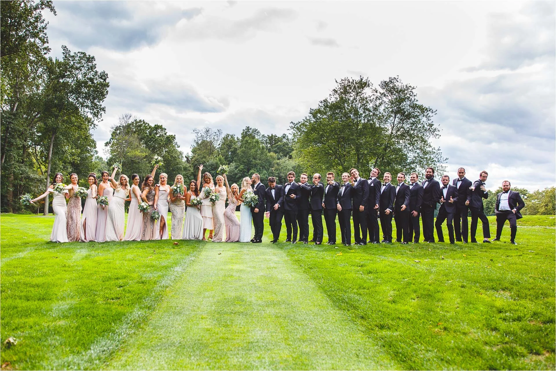 racebrook-countryclub-wedding-photography-18.jpg
