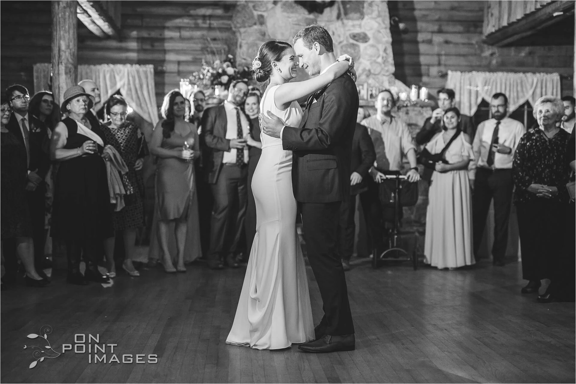Wickham Park Wedding Photos-25.jpg