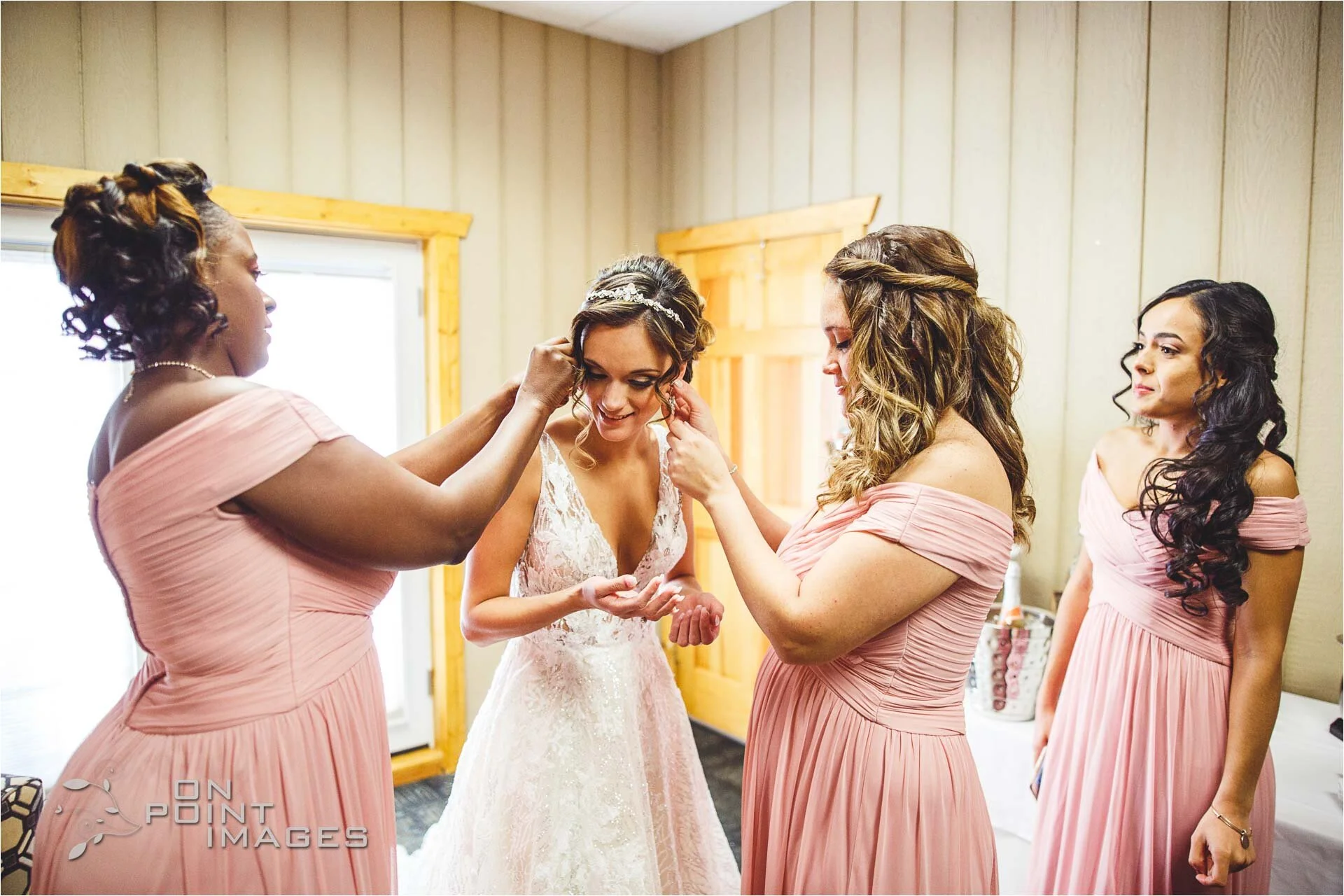 maneeleys-wedding-photographer-ct-12.jpg