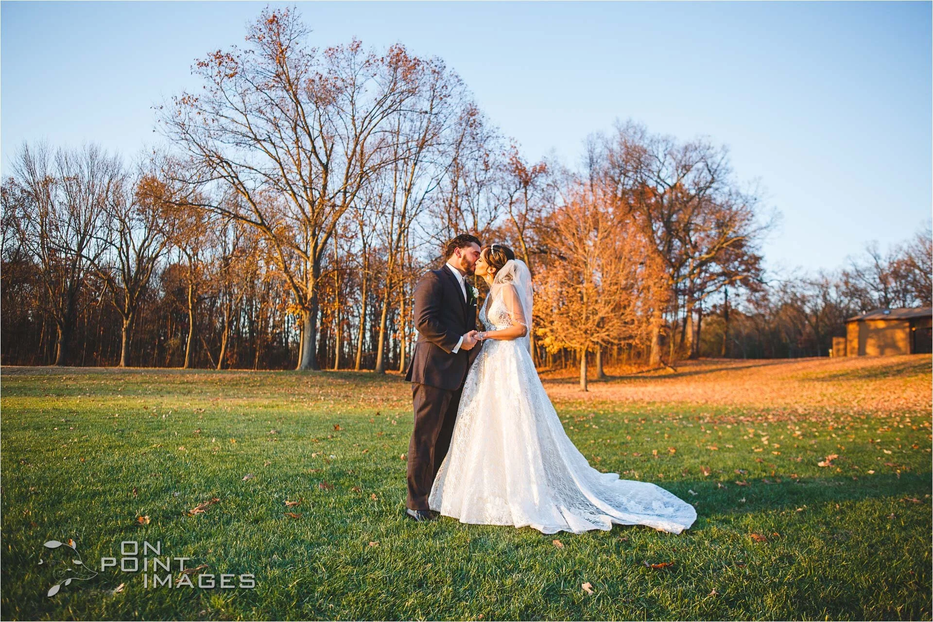 maneeleys-wedding-photographer-ct-28.jpg