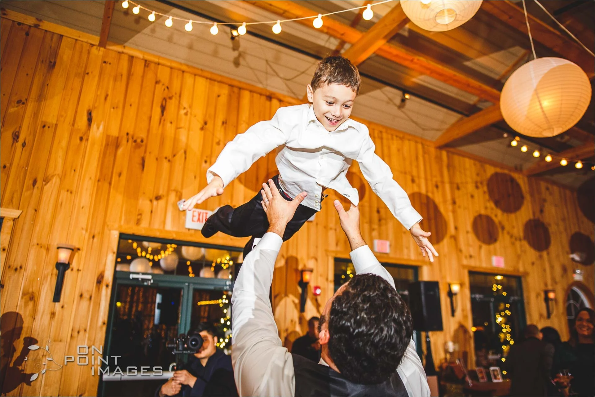 maneeleys-wedding-photographer-ct-46.jpg