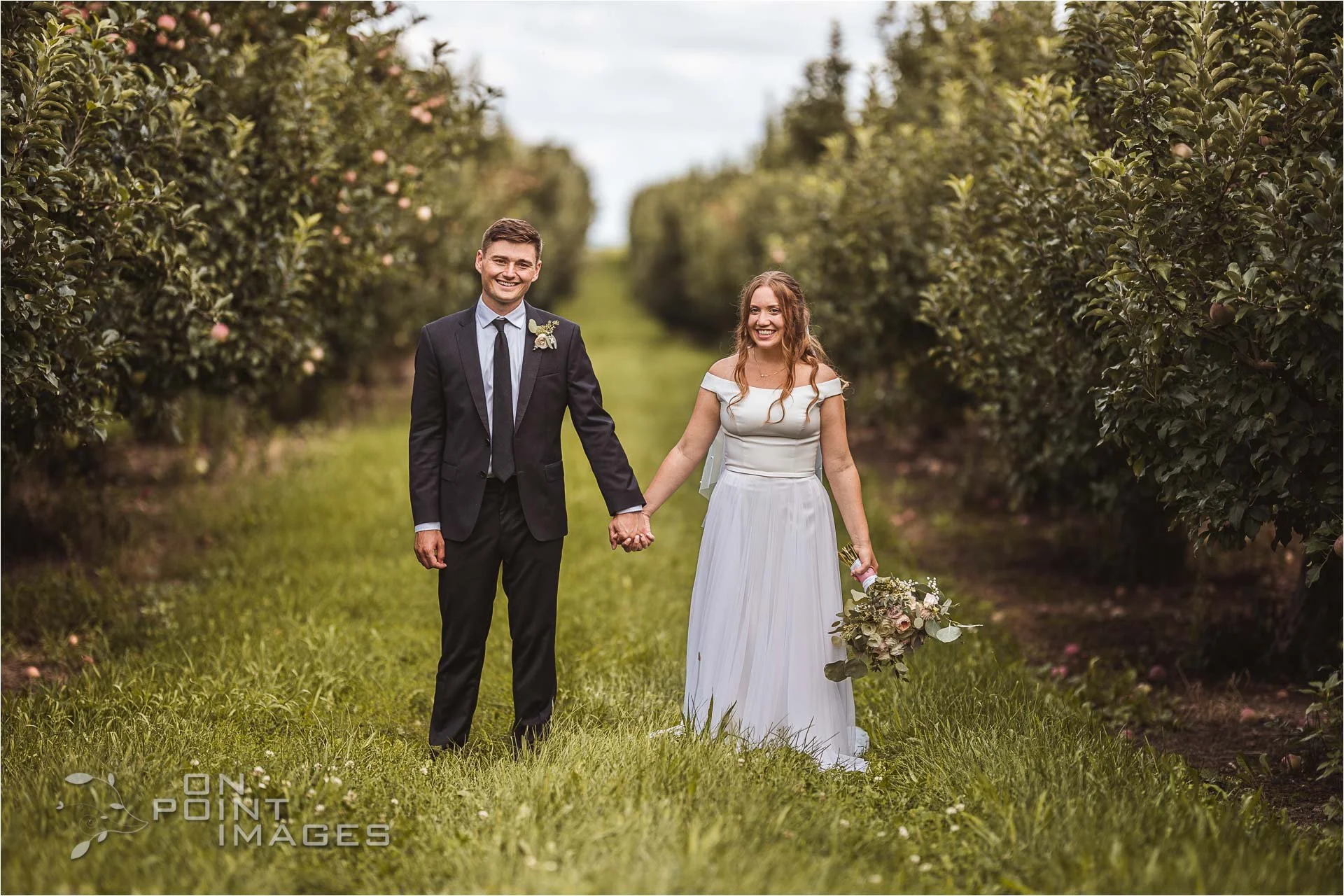 Traverse City Photographer Pentwater Michigan Wedding-26.jpg